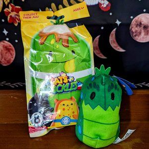 CATS VS PICKLES Dino Dill #330 BNWT